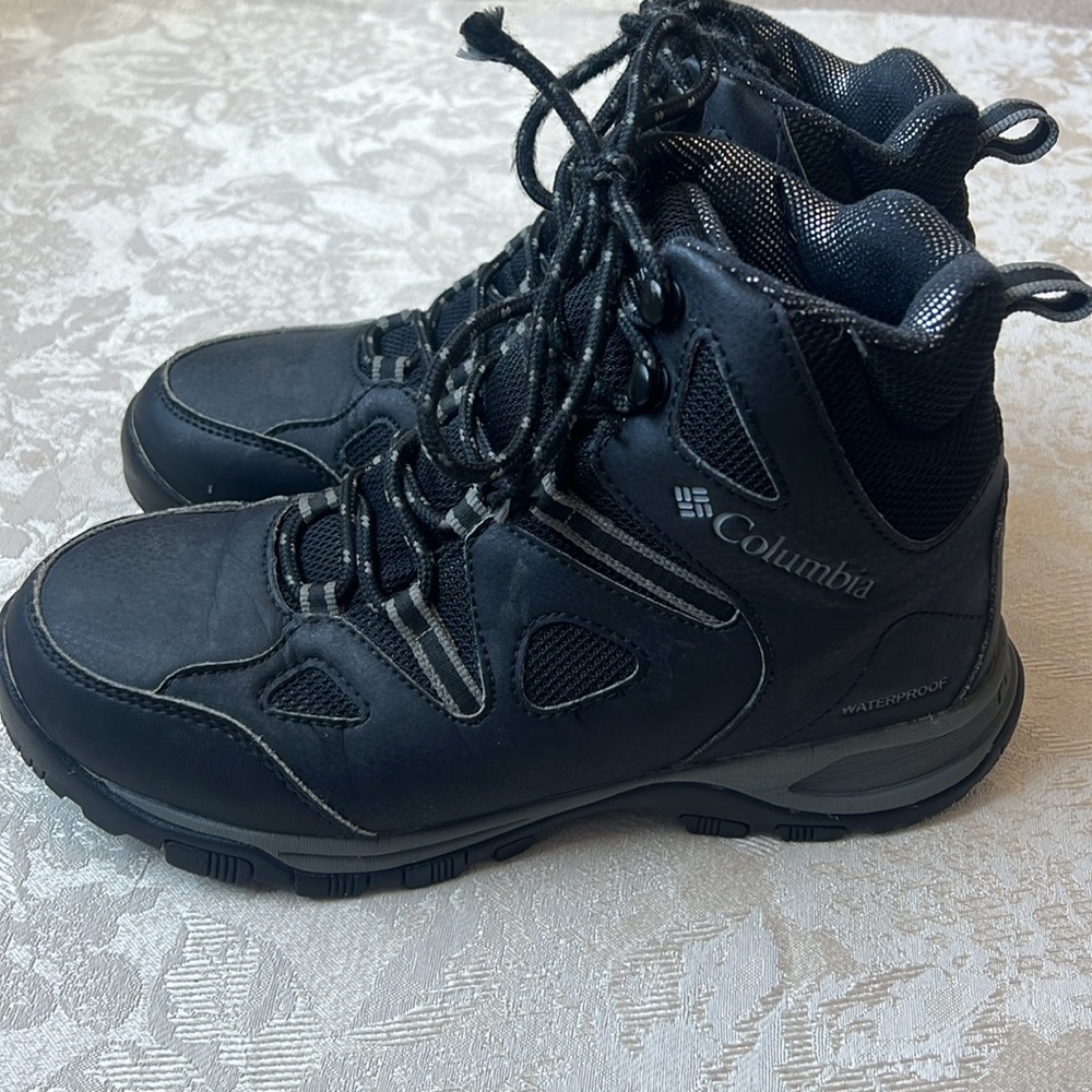Columbia Techlite Waterproof Hiking Boots - Picture 4 of 11